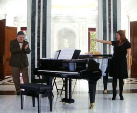 DANIELA TABERNIG, encantadora