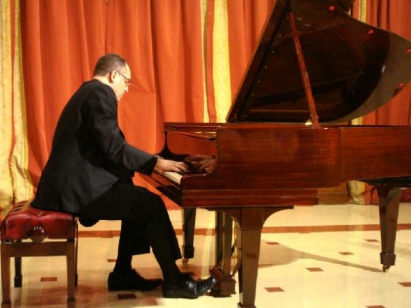 MARTIN LEOPOLDO DIAZ, profunda delicadeza